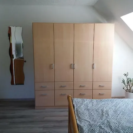 Apartment Familie Kadell Dargelin